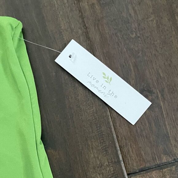 Live In The Moment Lime Green Square Neck Bodysuit Jr. L NWT - Picture 4 of 6